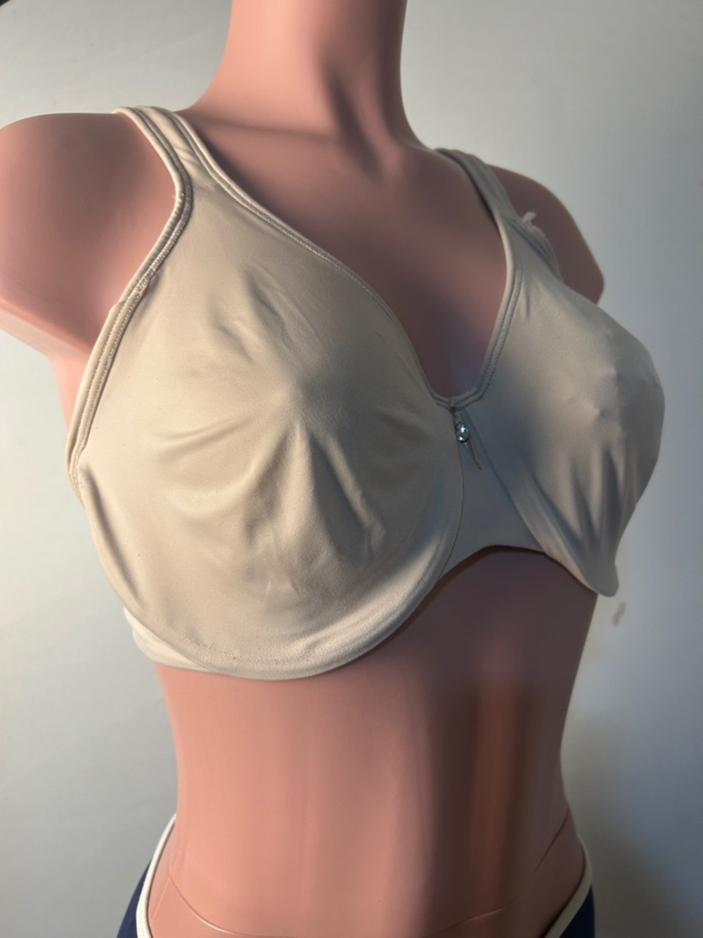 Bali Bra Womens 40D Beige Passion for Comfort Underwire Full Coverage